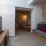 Дом отдыха Alexandras Stone House
