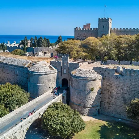 度假居 Alexandras Stone House Rhodes City