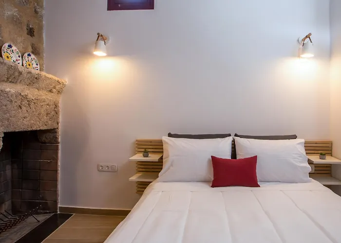 Alexandras Stone House 펜션 Rhodes City