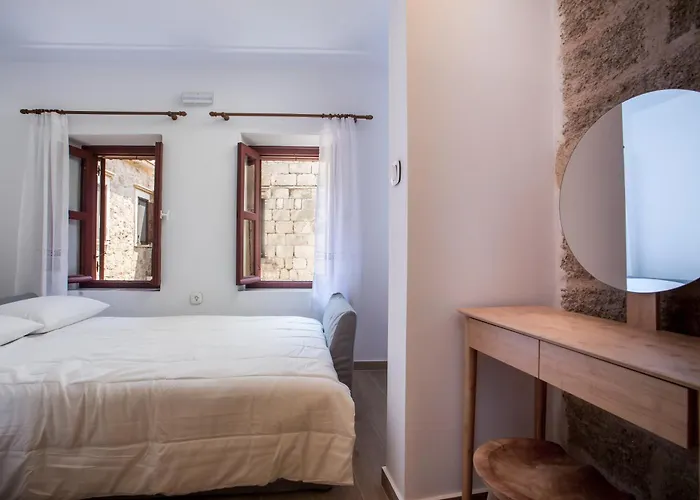 Alexandras Stone House 펜션